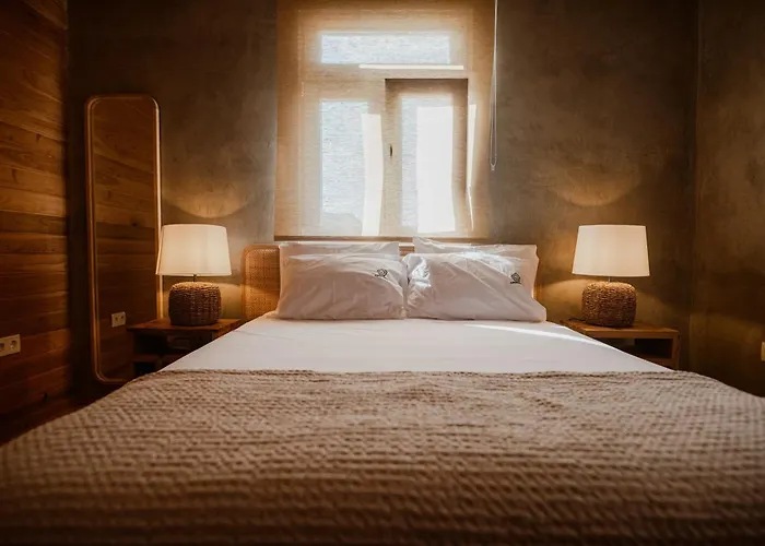 Azorinsitu - Casas Da Ribeira