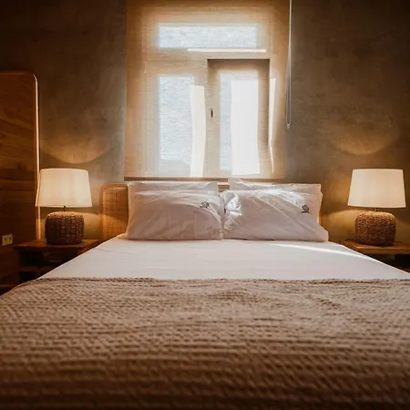 Azorinsitu - Casas Da Ribeira